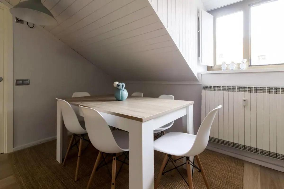 Apartment Precioso Atico Duplex En 6 Pax